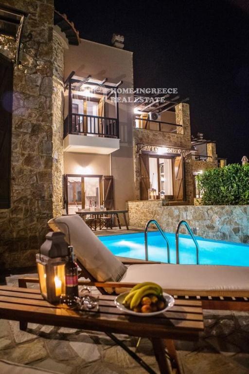 Ξενοδοχείο 600 τ.μ. πρός πώληση, Χαλκιδική, Κασσάνδρα