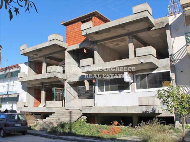 Συγκρότημα διαμερισμάτων 835 τ.μ. πρός πώληση, Χαλκιδική, Μουδανιά