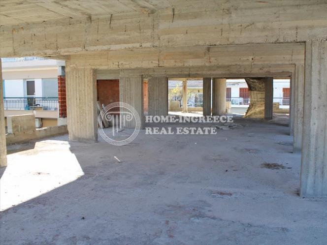 Συγκρότημα διαμερισμάτων 835 τ.μ. πρός πώληση, Χαλκιδική, Μουδανιά