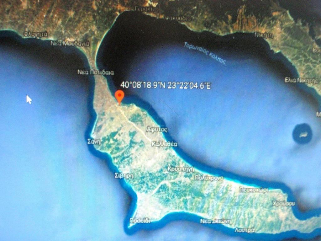 Αγροτεμάχια 3.300 τ.μ. προς πώληση, Νέα Φώκαια Κασσάνδρας