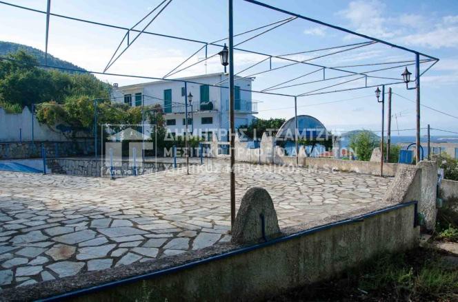Επιχειρηματικό κτίριο 85τ.μ. για πώληση-Σκόπελος » Γλώσσα