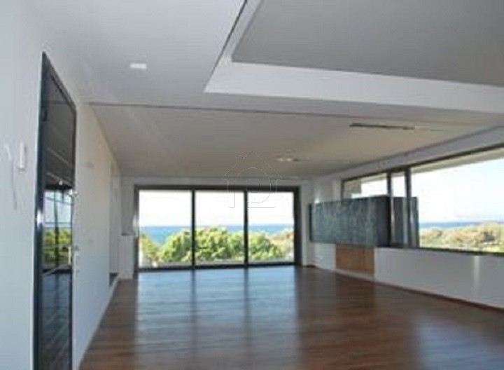 Detached home 400sqm for rent-Vouliagmeni