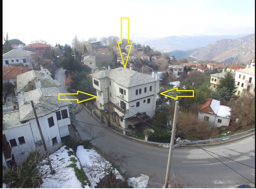 Apartment complex 205sqm for sale-Portaria » Center