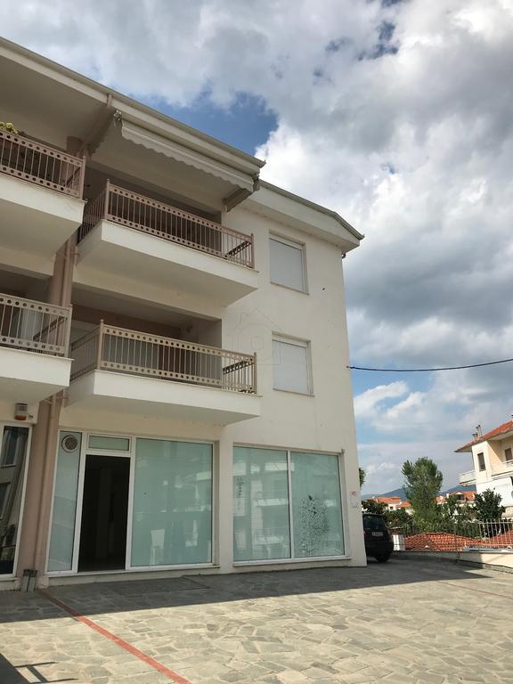 Κατάστημα 277 τ.μ. πρός πώληση, Ν. Καστοριάς, Καστοριά