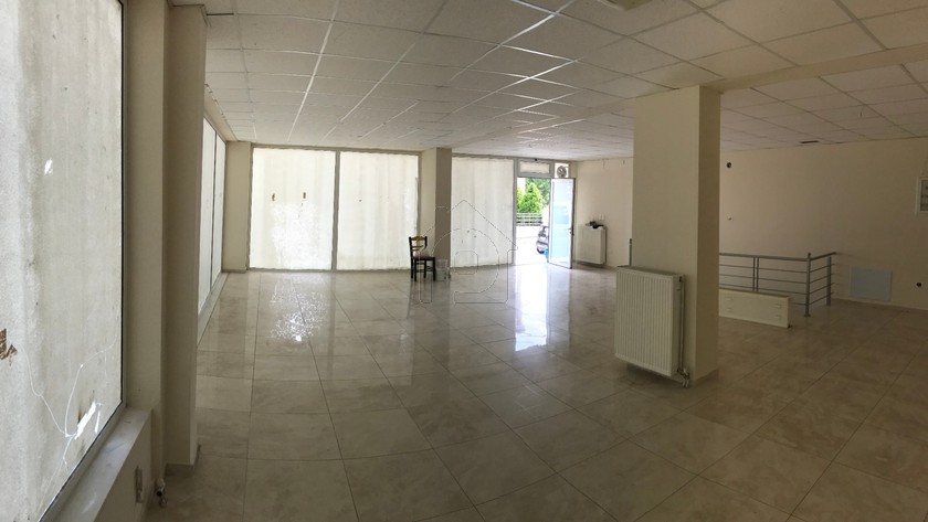 Store 277 sqm for sale