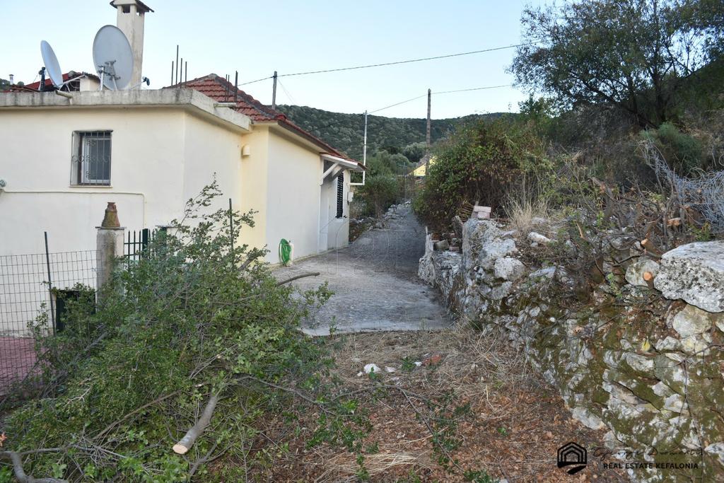 Οικόπεδο 296 τ.μ. πρός πώληση, Ν. Κεφαλονιάς, Κεφαλονιά