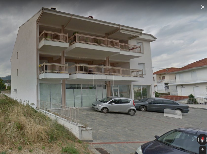 Store 261 sqm for sale