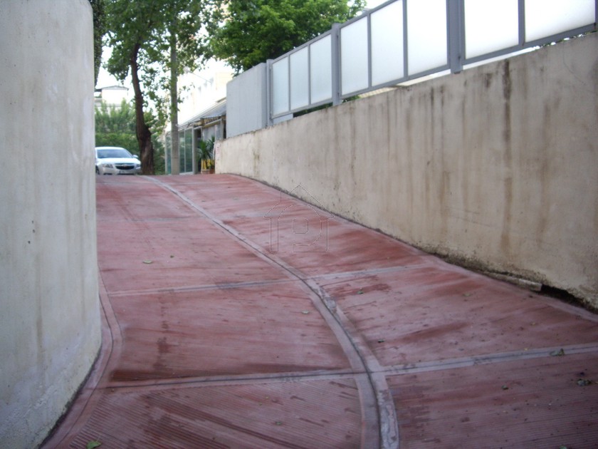 Parking 13 sqm for rent