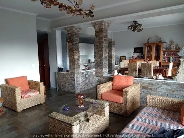 Building 300sqm for sale-Koufalia » Center