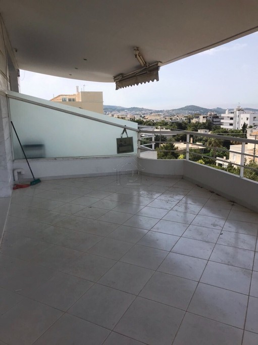 Maisonette 260 sqm for rent, Athens - South, Glyfada