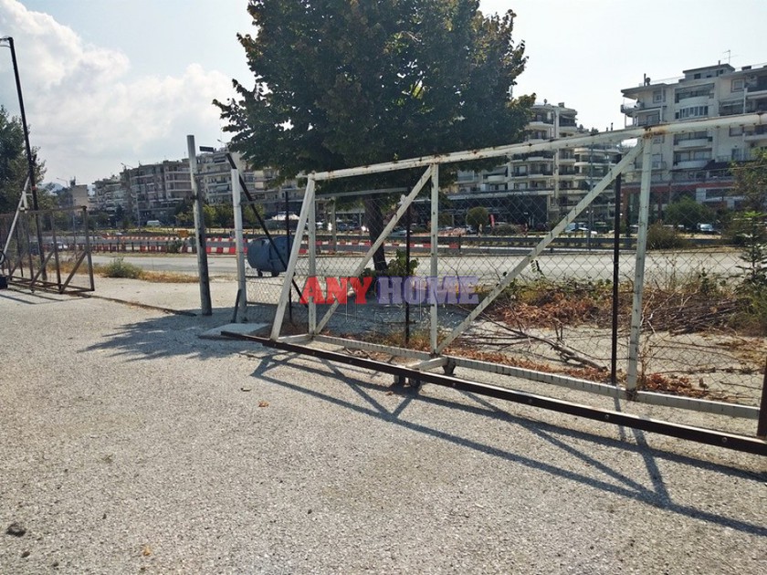 Business bulding 550sqm for sale-Evosmos » Above The Ring Road