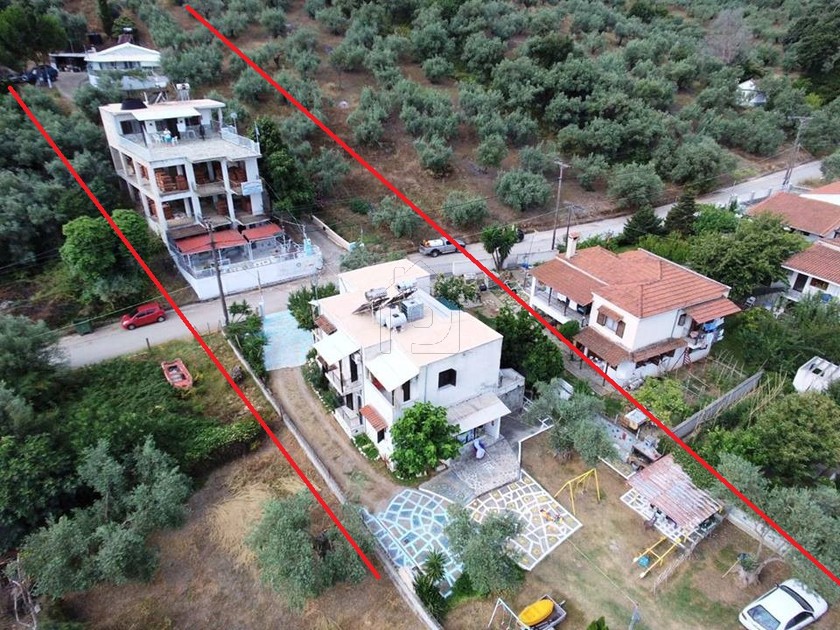 Συγκρότημα διαμερισμάτων 550 τ.μ. πρός πώληση