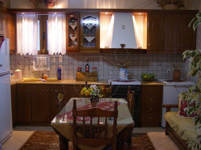 Detached home 220 sqm for sale