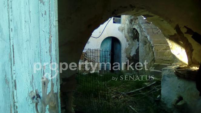 Μονοκατοικία 170τ.μ. για πώληση-Νικηφόρος φωκάς » Γωνιά