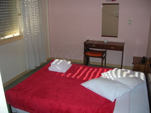 Hotel 1.870sqm for sale-Port