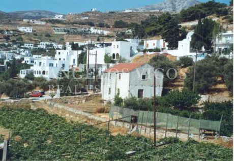 Land plot 809sqm for sale-Paros » Lefkes