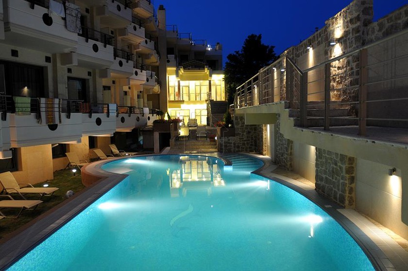 Ξενοδοχείο 2.500 τ.μ. προς πώληση