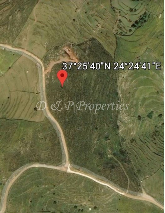 Parcel 8.100 sqm for sale