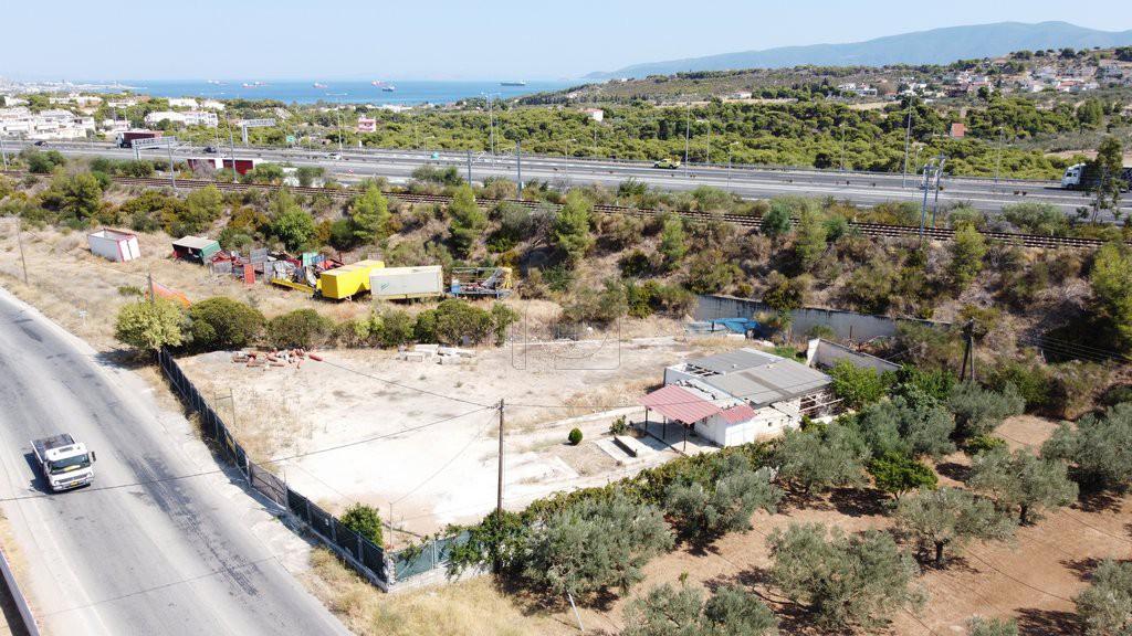 Επαγγελματικό 1.700 τ.μ. πρός ενοικίαση, Κορινθία, Λουτράκι-Περαχώρα