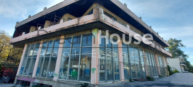 Επιχειρηματικό κτίριο 1.814τ.μ. για ενοικίαση-Πάτρα » Αγυιά