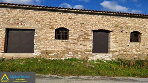 Building 220sqm for sale-Ithomi
