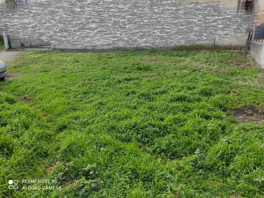 Land plot 200 sqm for sale