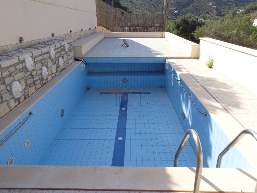 Villa 180 sqm for sale