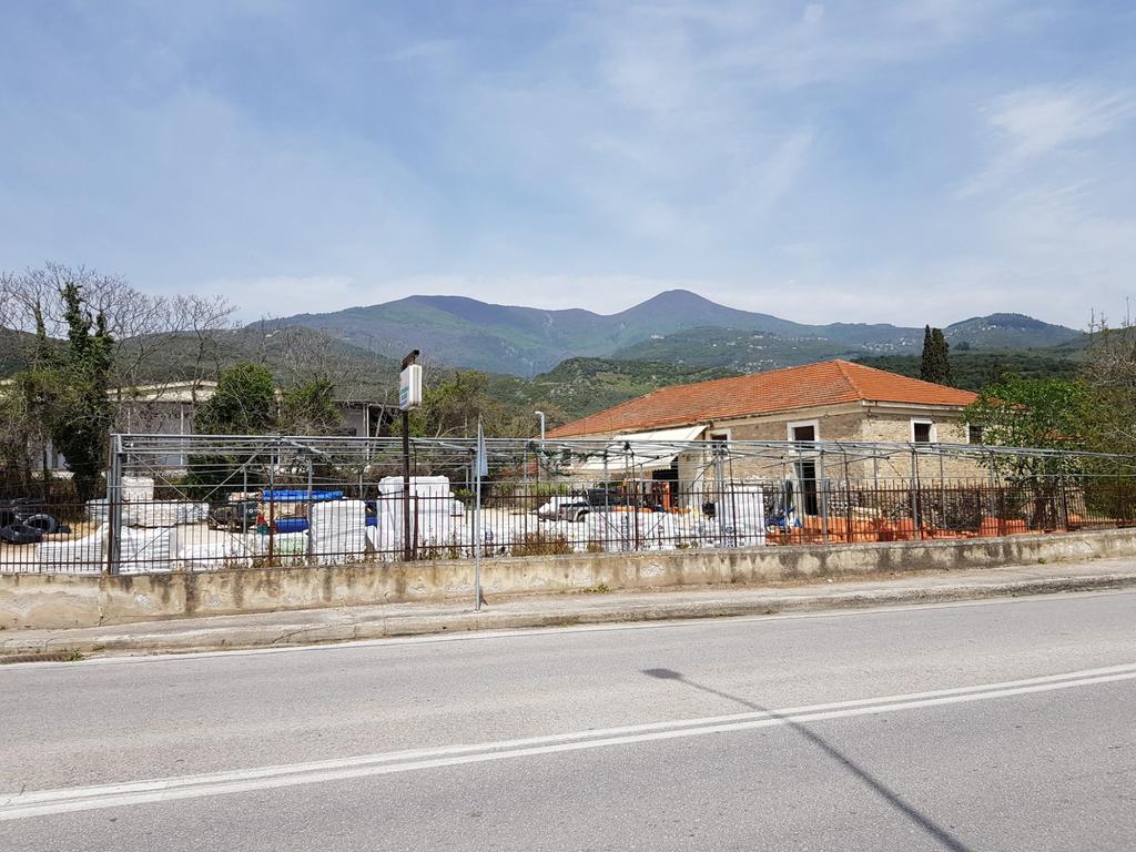Κατάστημα 528 τ.μ. προς πώληση, Κάτω Λεχώνια