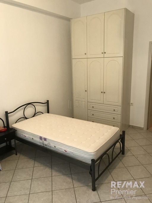 Studio 33sqm for rent-Mpizanio » Pedini