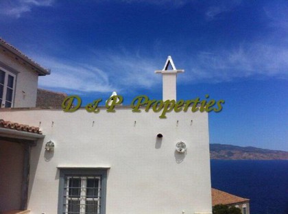 Detached home 205sqm for sale-Hydra » Center