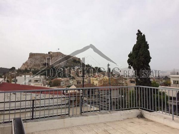 Επιχειρηματικό κτίριο 1.270 τ.μ. για πώληση