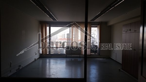 Γραφείο 820 τ.μ. για ενοικίαση