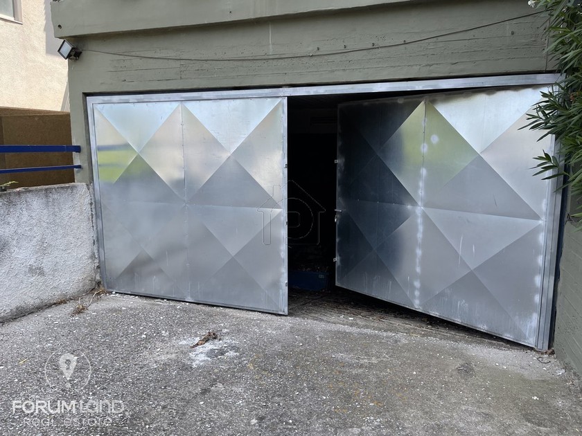Warehouse 910sqm for sale-Ntepo