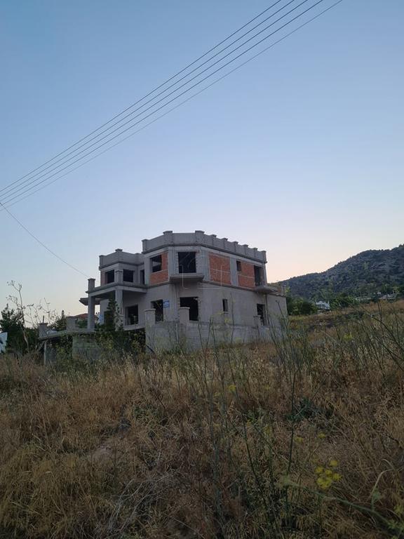 Κτίριο 645 τ.μ. πρός πώληση, Νησιά Αργοσαρωνικού, Σαλαμίνα