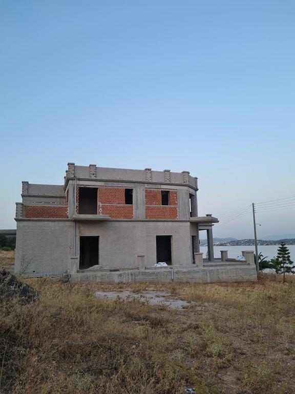 Κτίριο 645 τ.μ. πρός πώληση, Νησιά Αργοσαρωνικού, Σαλαμίνα