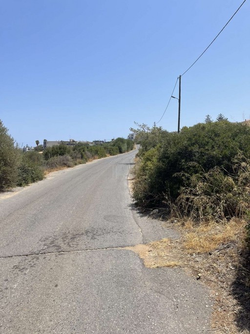 Οικόπεδο 5.680 τ.μ. για πώληση