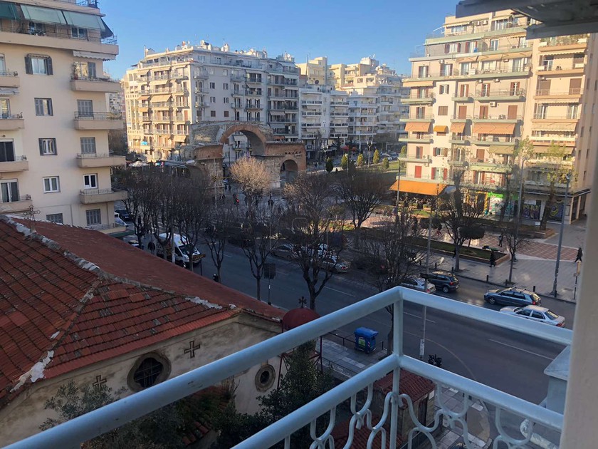 Διαμέρισμα 75τ.μ. για πώληση-Καμάρα