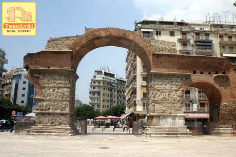 Κατάστημα 192τ.μ. για πώληση-Καμάρα
