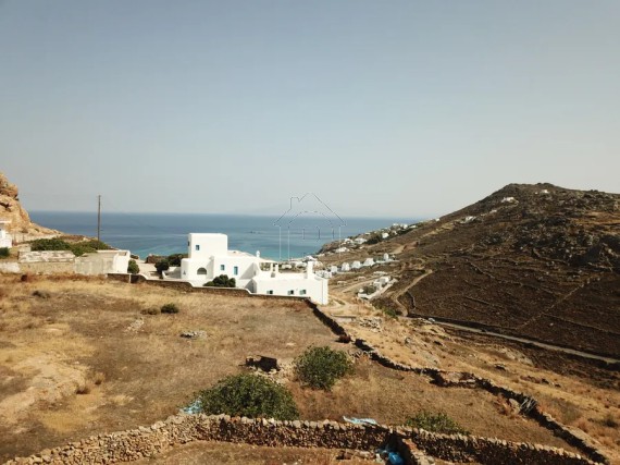 Land plot 2.700 sqm for sale