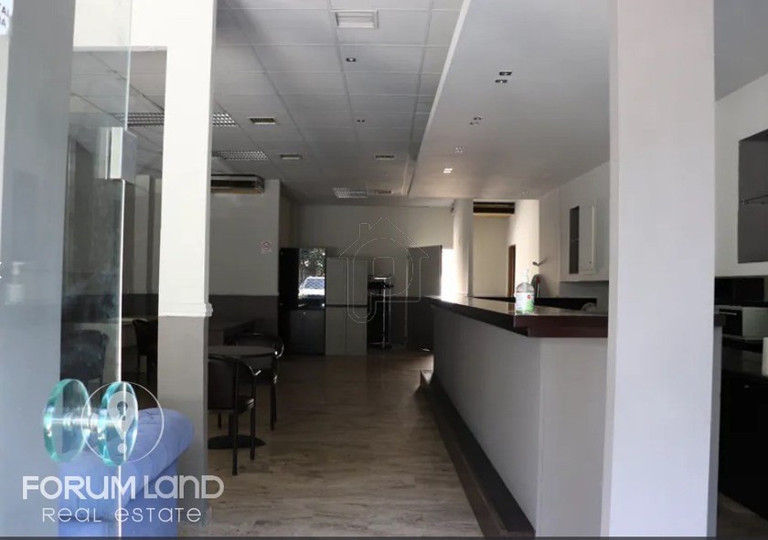 Store 220 sqm for rent, Thessaloniki - Center, Analipsi