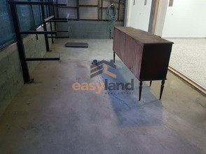 Store 180sqm for rent-Paralia » Center