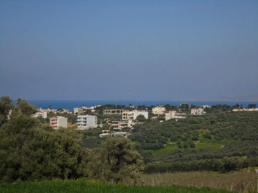 Οικόπεδο 3.100 τ.μ. για πώληση