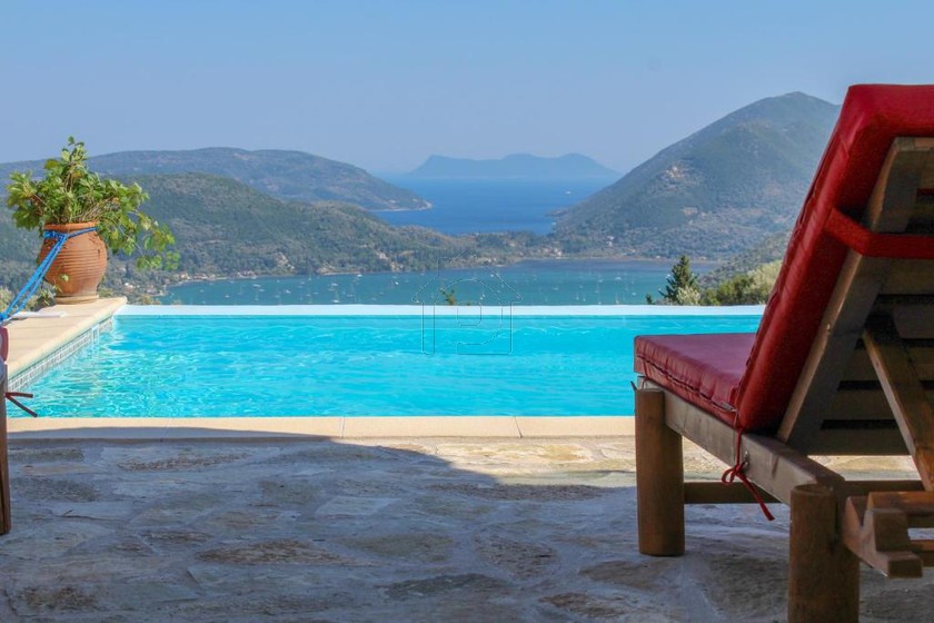 Villa 2.000 sqm for booking, Lefkada Prefecture, Lefkada