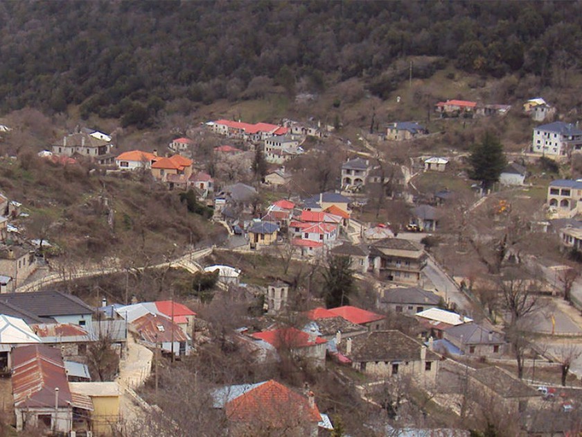 Land plot 670sqm for sale-Kentriko Zagori » Aspraggeloi