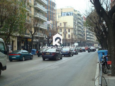Store 74sqm for sale-Center