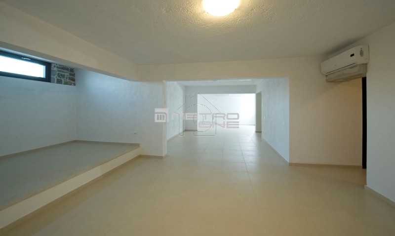 Villa 420 sqm for sale, Lasithi Prefecture, Agios Nikolaos