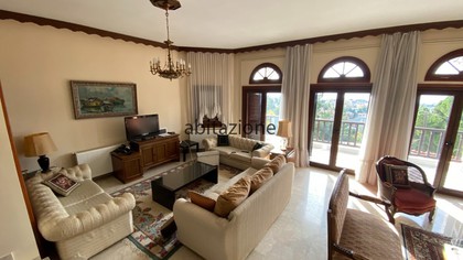 Detached home 350sqm for sale-Pylea » Villa Ritz