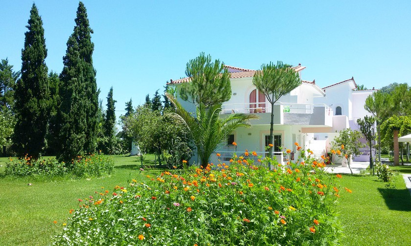 Ξενοδοχείο 450 τ.μ. για πώληση