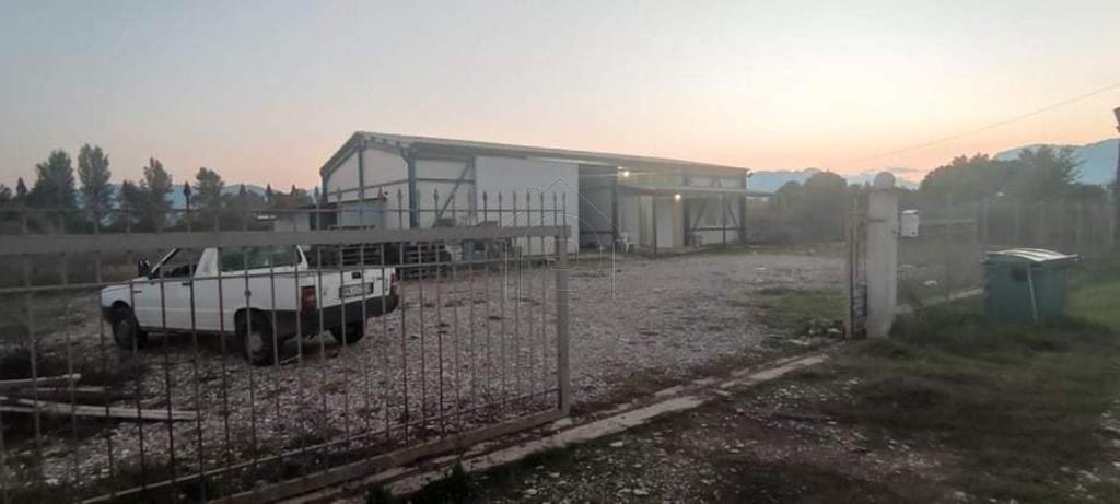 Βιοτεχνικός χώρος 245 τ.μ. πρός πώληση, Ν. Τρικάλων, Γόμφοι