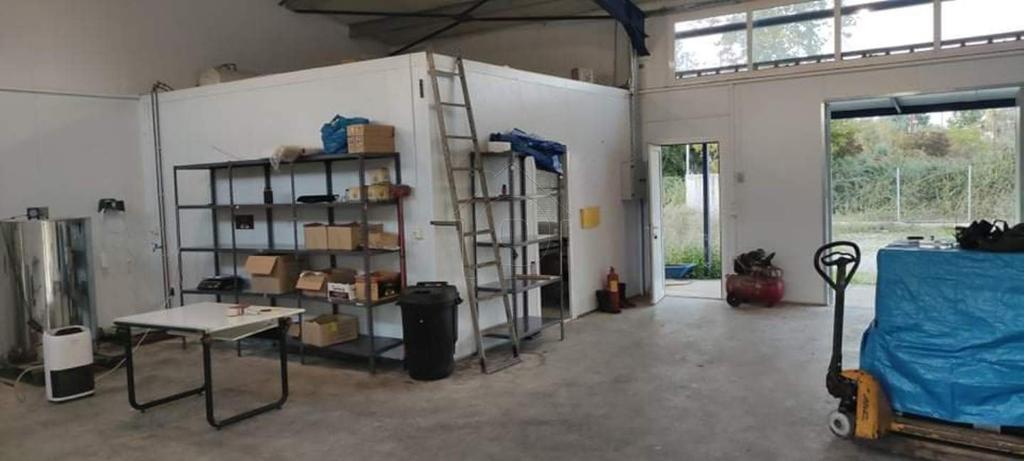 Βιοτεχνικός χώρος 245 τ.μ. πρός πώληση, Ν. Τρικάλων, Γόμφοι